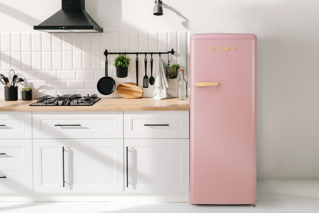 DOMO Frigorifero Mono Porta Retro' Vintage DO91708R Rosa 144 cm CL. D