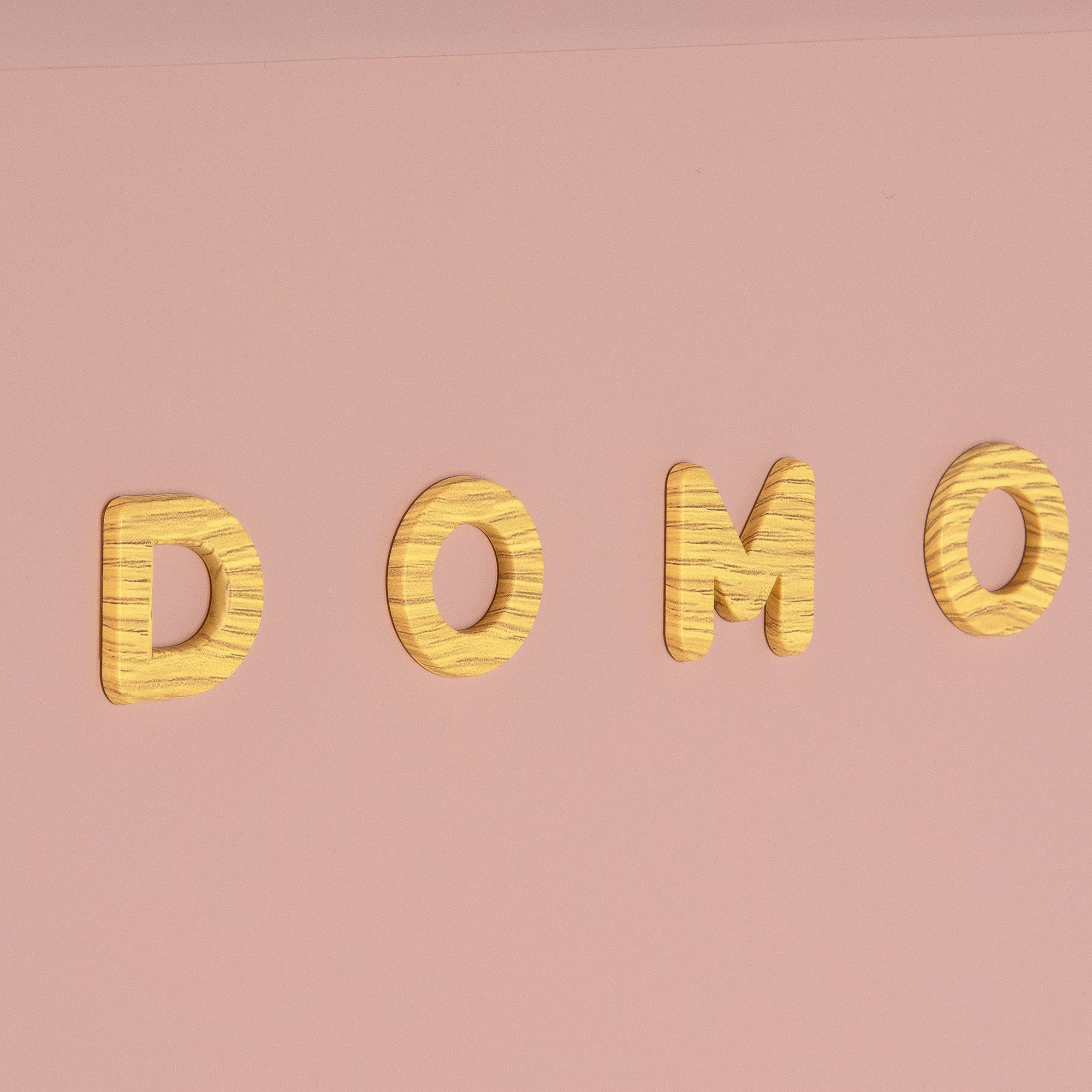 DOMO Frigorifero Mono Porta Retro' Vintage DO91708R Rosa 144 cm CL. D